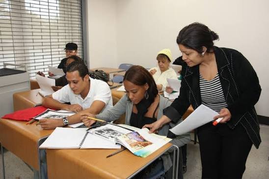 How Adult Literacy Programs Work in India (2026 Overview)