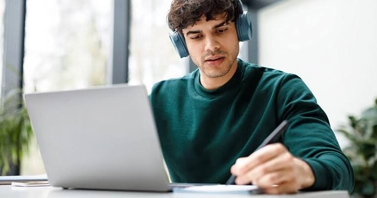 How to Start Studying After 30 – Practical Tips That Work