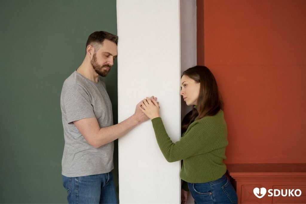 Breaking the Cycle of Repeating the Same Patterns in Relationships – Blog